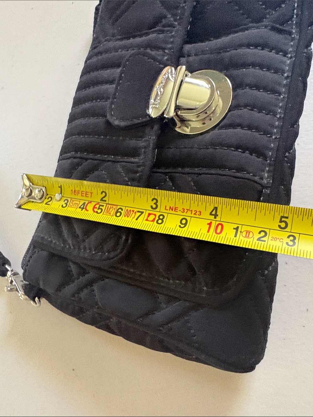 Vera Bradley - Quilted wristlet. purse, handbag. Black. - Picture 12 of 12